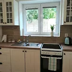 Pod Zamkom Апартаменты Кремница